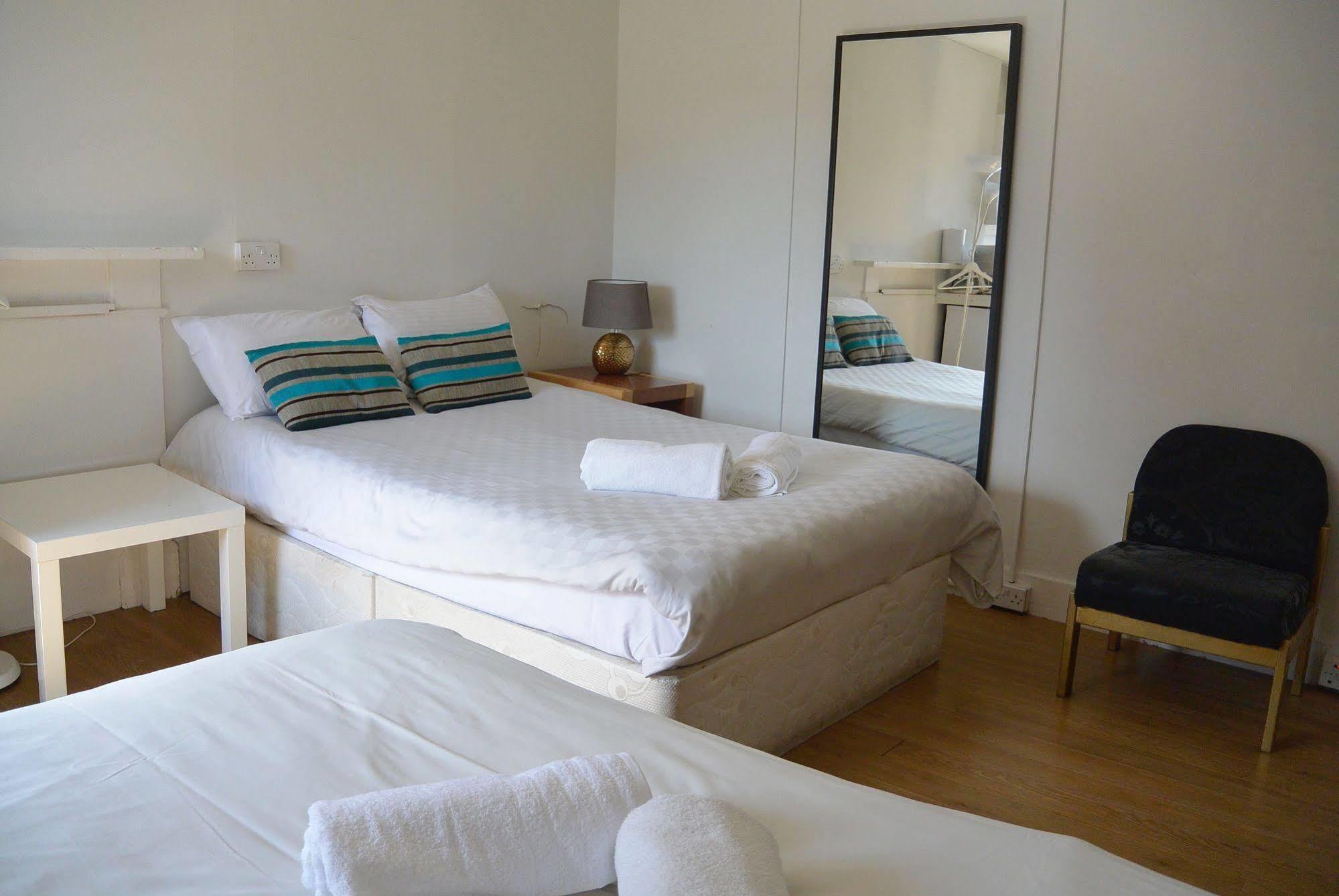 לונדון Cambridge Guesthouse מראה חיצוני תמונה